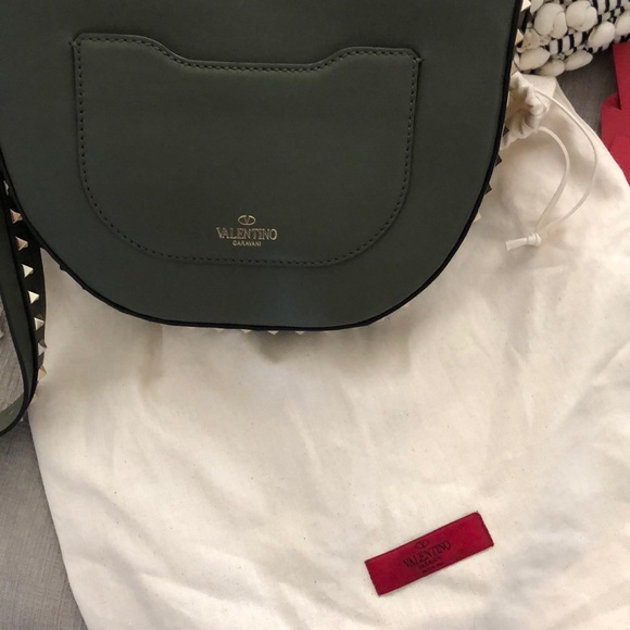 Valentino studded shoulder bag. Dark green - Picture 3 of 13